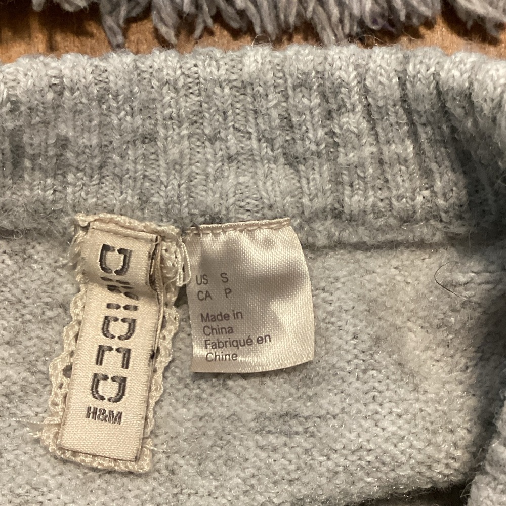 Divided Gray Ruffled Sweater - Picture 5 of 5